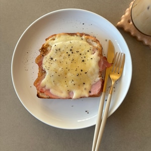 ハムチーズトースト